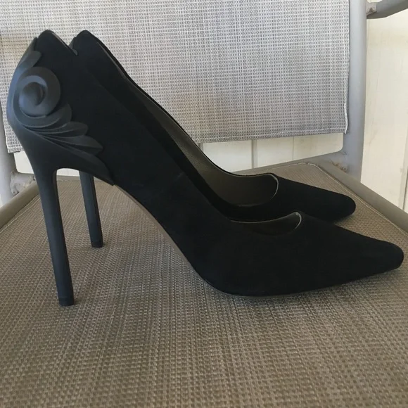 Versace Collection Black Pointed Toe Pumps w Detailed Back EUC - Picture 4 of 13